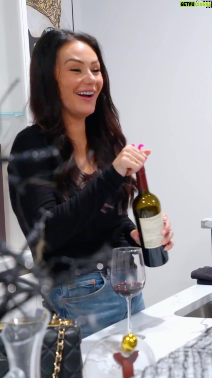 JWoww Instagram - This could go off the rails at any moment 👀 Tune in for an all-new #JSFamilyVacation tonight at 8p on @mtv!