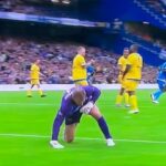 Jack Whitehall Instagram - Wonderful day raising money for a great cause. Thanks to everyone who watched and donated for the @game4ukraine . I don’t think Dave Jones has anything to worry about. But was fun to pretend to be a sports presenter for the day and meet one of my heroes Arsené Wenger. Few hairy moments like when I temporarily got possessed by the ghost of Richard Keys. But hey, ‘it was just banter.’