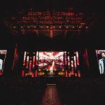 Jack Whitehall Instagram - First Direct Arena @firstdirectarena Leeds one of the best venues in the country. Over 16,000 people. Incredible atmosphere. What a special way to spend my last Father’s Day as a free man ;) Thanks to everyone who came out. Will be back in Yorkshire on Tuesday for Sheffield @sheffieldarena ❤️🎤🚌