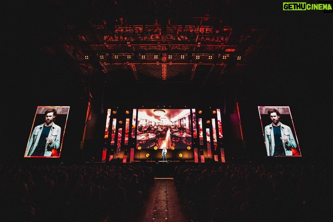 Jack Whitehall Instagram - Friday night in Bournemouth. Two great shows last night at the BIC arena. Very rowdy (especially early show that had a lot of day drinkers in😂) No rest. Next up we head north! Leeds, Glasgow, Sheffield next… time to clock up some miles 🚗 #settledowntour 📸 @andrew_takes_photos_