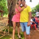 Jakelyne Oliveira Instagram - Aaaaah maninho, como eu te amo, hoje é seu aniverio e eu peço a Deus que siga te abençoando, te protegendo e te guiando. Eu tenho muito orgulho do homem que você é, orgulho do seu coração, da sua bondade e do seu amor. Você com seus quase 2metros de altura, transborda amor da cabeça aos pés, ahahah. Eu te amo muitooooooo, muito mesmo e desejo que esse ano novo seja O ANO da sua vida, de muitas conquistas, bençãos, VITÓRIAS, amor, saúde e paz. Feliz aniversário maninhooooo 🎂🥳♥️ @maxwellolivera