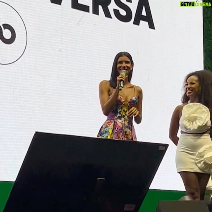 Jakelyne Oliveira Instagram - Hoje conversamos sobre beleza & bem estar no #upfront da @music2mynd. Adorei participar e dividir essa experiência com esse time incrível! 🤍 São Paulo, Brazil