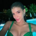 Jakelyne Oliveira Instagram - Gosto de pessoas de coração bom, de alma leve e sorriso contagiante. Talvez seja por isso que nos demos tão bem! 💙🐬💦 #maldives Maldivas
