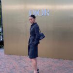 Jamie Chung Instagram – J’adore as seen by Jean-Michel Othoniel. Head to toe in @Dior 🖤
#JadoreDior #FlowersAreGold @DiorBeauty @bobscott200 @timothyaylward #nyfw Brooklyn Botanic Garden