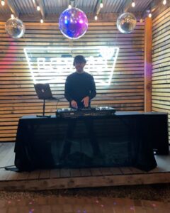 Jamie Chung Instagram - Thank you @bryangreenberg for putting together a monumental birthday celebration weekend. Very grateful for to all the friends who made it out. It was special to see a lot of people reconnect and catch up. I really felt the love 🖤 Thank you @177elsa and her @levis team for hosting in your beautiful space, @onyxeventpro for making sure it all ran smoothly, @donjuliotequila for the customized drinks, @moetchandon and @fequan for the champs, and @pookiechapstick for the 90’s jams. @nichelle for hosting the after party ♥️.