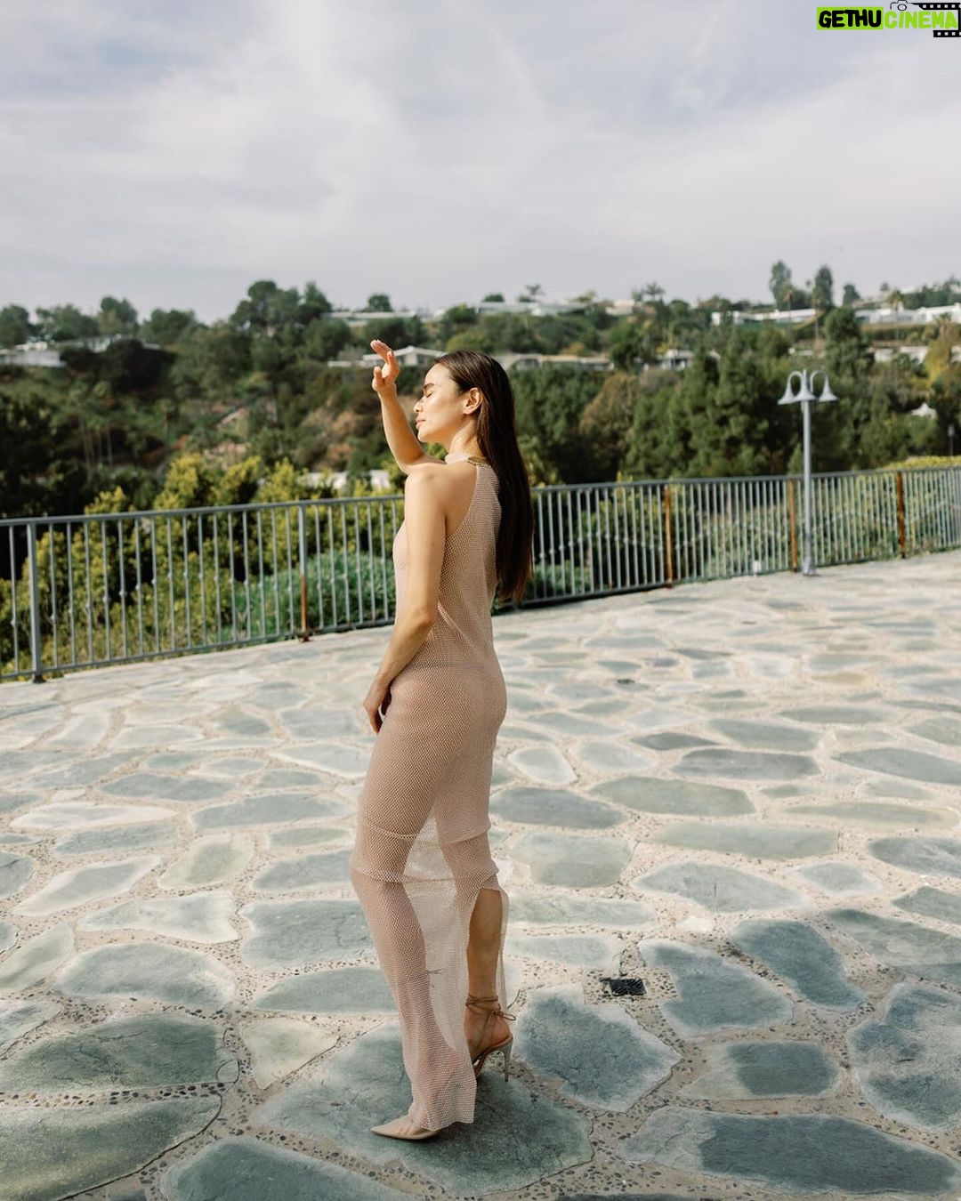 Jamie Chung Instagram - I don’t have the uterus to wear this in public but it was fun to try on @albrightfashionlibraryla @janawilliamsphotos_