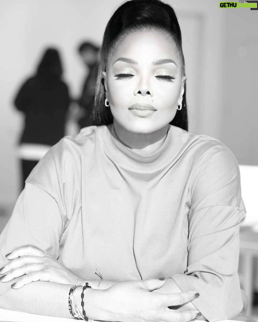 Janet Jackson Instagram - Konnichiwa Tokyo! Can’t wait to see you tomorrow ♥️ Tokyo, Japan