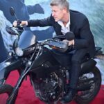 Jason Nash Instagram - I do my own stunts Paramount Studios
