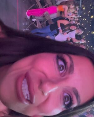 Jason Nash Instagram - Amazing show last night. 3 plus hours! I felt like Taylor had moved in with us at one point. But we were so happy! Thank  you Tay Tay!