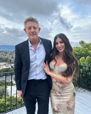 Jason Nash Instagram - Saw Netflix’ “The Night Agent” the other night. Full disclosure my ex-wife produced it and it’s actually soooo good! Give this a like so I’m allowed over my kids house.