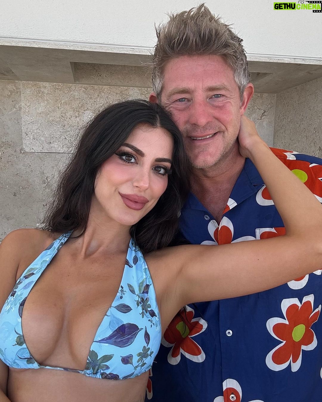 Jason Nash Instagram - Happy wife happy life Viceroy Los Cabos
