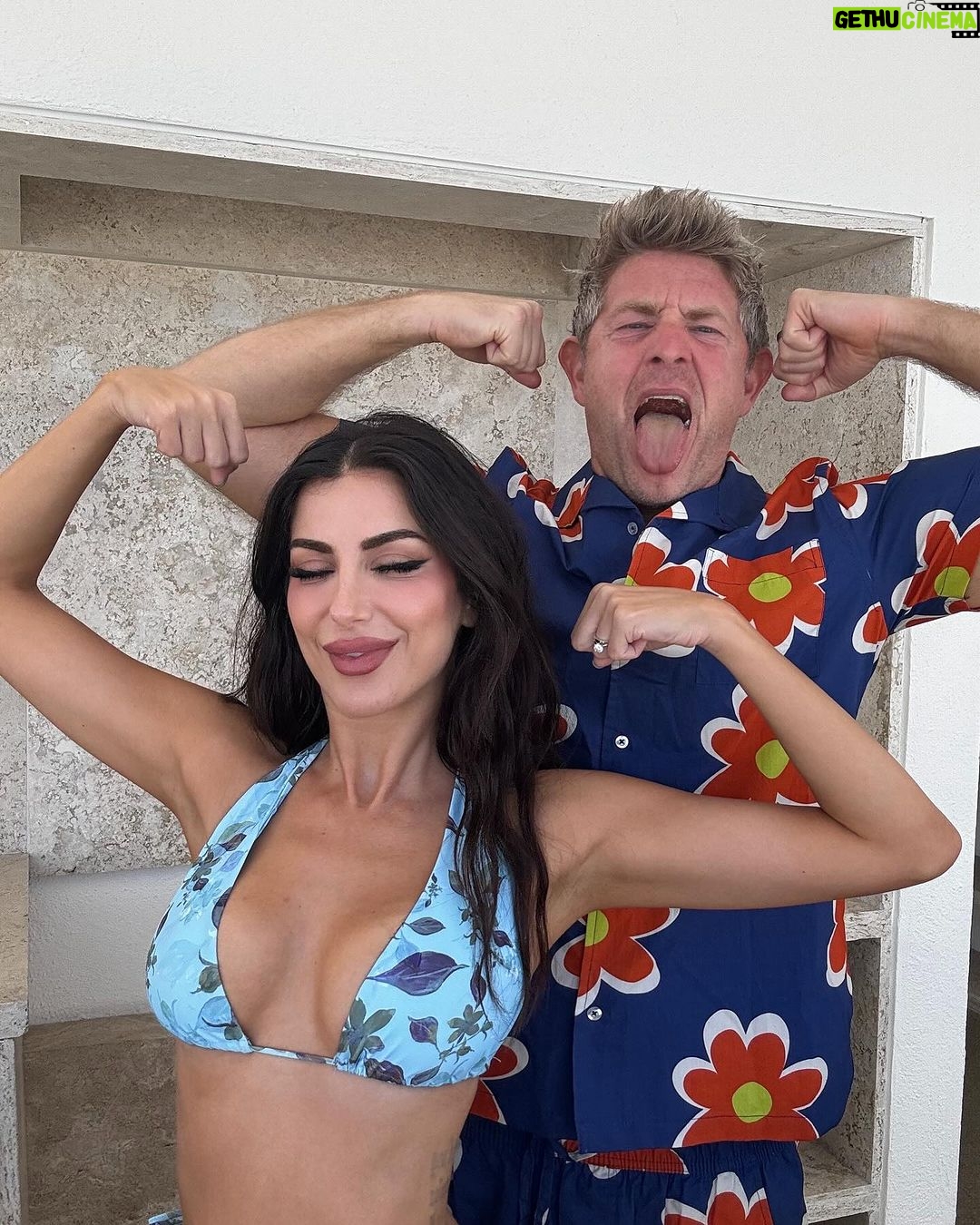 Jason Nash Instagram - Happy wife happy life Viceroy Los Cabos