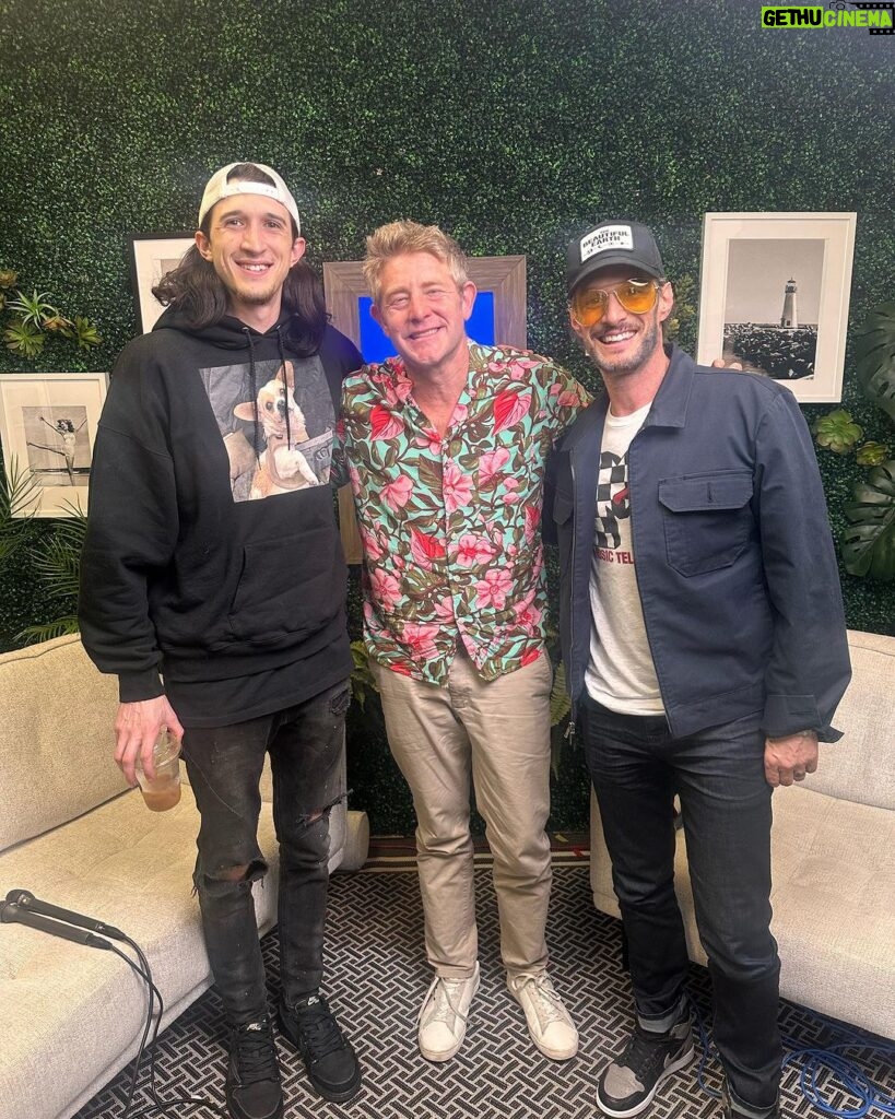 Jason Nash Instagram - Is that Scott Weiland reincarnated? No, it’s the hilarious @joshwolfcomedy and his son @jake_wolf who stopped by the All Good Thinfs podcast today! Episode out now! Link in bio! Los Angeles, California