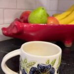 Jenna Fischer Instagram - Friday! Bringing my coffee pour to the feed! Mug: @rbdpottery