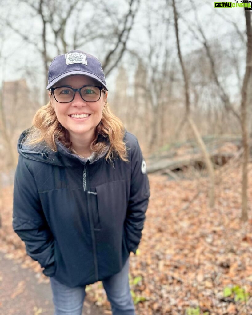 Jenna Fischer Instagram - Happy New Year from my happy place…NYC Central Park with my family. What is your happy place?