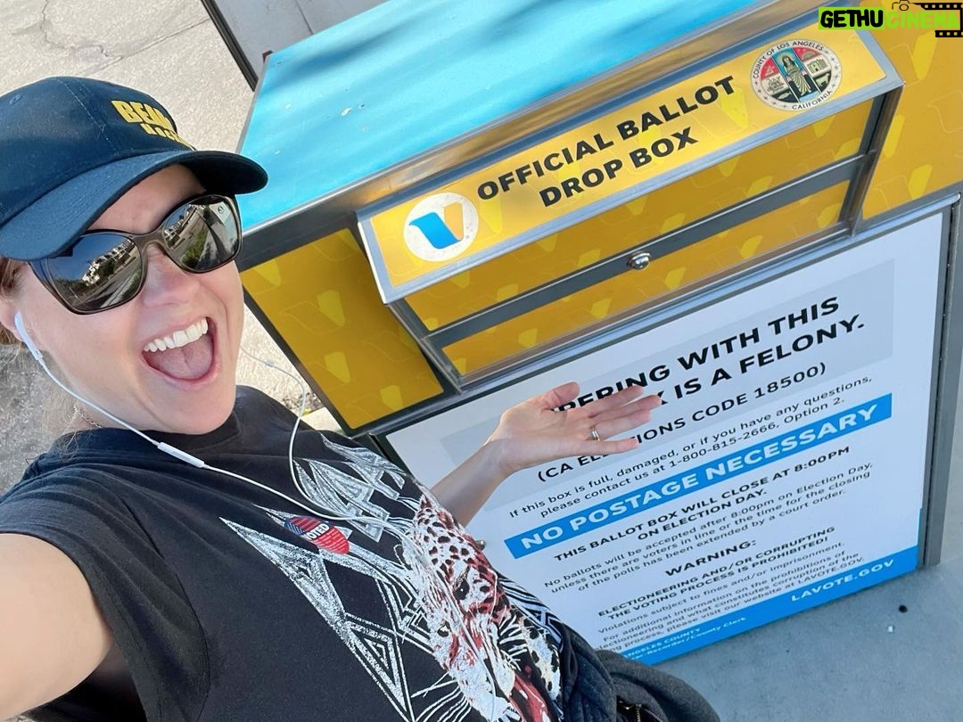 Jenna Fischer Instagram - Rock and roll…I voted! 🗳