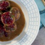 Jenna Fischer Instagram - When @lindsayjprice and @curtisstone invited me over to celebrate Christmas Eve, I expected dinner to be nothing short of incredible…and I was right. Thank you both for tapping into my favorite childhood memories through food, laughter and such a dear friendship. Grab your Thanksgiving leftovers and tune into their new series, In the Spirit with Lindsay and Curtis, on @hsn + right now to catch all of the fun we had. 📷: @lastyoni