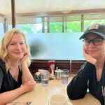 Jenna Fischer Instagram - I ❤️ NY. I ❤️ a NY breakfast in a diner. I ❤️ my BFF.