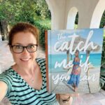 Jenna Fischer Instagram - #thecatchmeifyoucanchallenge This is me in Tokyo 2018. After we ate take out in the park I couldn’t find a public trash can. All day I never found one so I carried around our little bag of trash all day until we got back to the hotel and I threw it away. What I learned later was that almost all public trash cans had been removed from the city as a public safety measure after the 1995 sarin gas attack. What’s so impressive is how incredibly clean Tokyo is without any public waste bins. I love to travel and learn about new places. That’s why I’m SO EXCITED about The Catch Me If You Can book by @jessicanabongo She is the first black woman to travel to all 195 countries of the world. Her book documents her top 100 destinations all with beautiful photos and great stories. Summer reading for sure!! 📖✈️📸