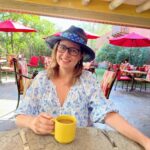 Jenna Fischer Instagram - 24 hours in Santa Fe to spend time with both sets of Grandparents. Heading back to LA early so we can get home before the tropical storm. Side note: should I start a second career as a travel blogger?