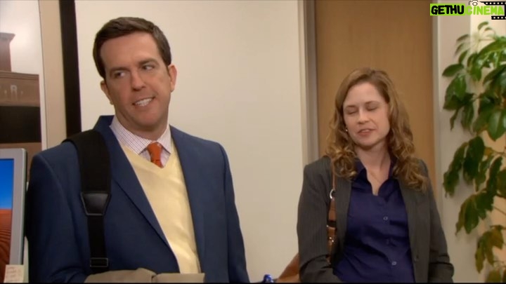 Jenna Fischer Instagram - Uh oh, Pam has a case of the “definitelys”! In today’s episode of @officeladiespod we are breaking down Koi Pond. Written by @warrenkl and @halstedsullivan and Directed by @reggiehudlin this episode features a bigger belly bump for Pam and a massive belly flop by Michael. Thank you Warren and Halsted for sharing the real-life story that inspired this episode and @mostfunsam for sound designing their story! Link in bio!