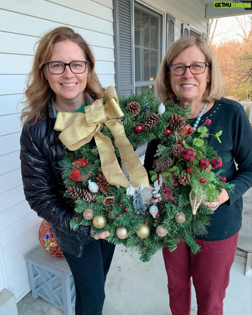 Jenna Fischer Instagram - Homemade gifts from my Mom and Dad! My Mom made the wreath, my Dad made the wooden Snowman. Aren’t they the best!!? Get ready St. Louis because my Dad is going to spend this year making more Snowmen and my Mom and sister are going to take them to local art/craft fairs. They are the cutest!! ❤️🎁🎄