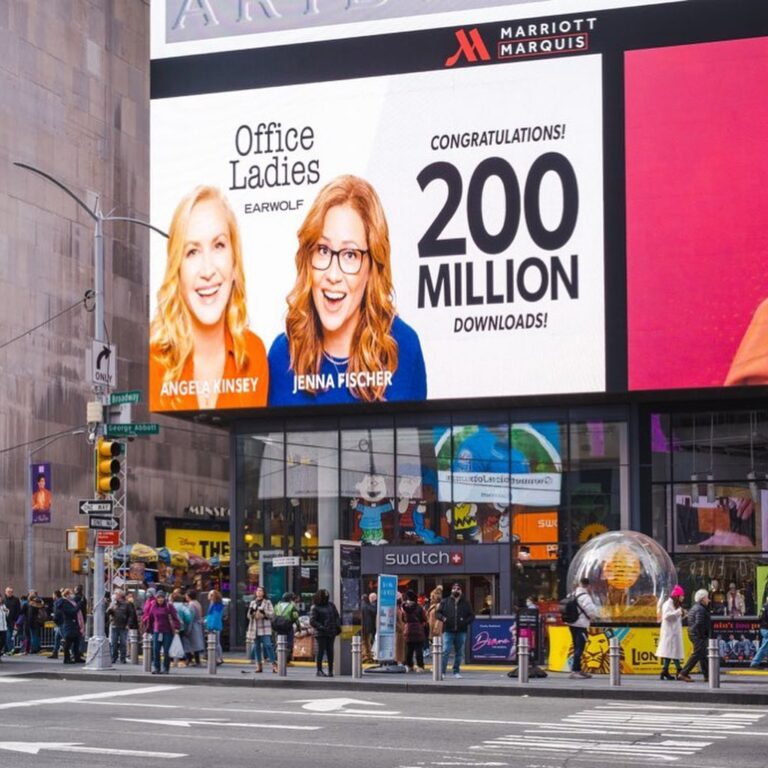 Jenna Fischer Instagram - OMG…200 Million Downloads! Billboard in Times Square!! Thank you loyal Office Ladies listeners!! To have our photo in Times Square for Office Ladies is a dream come true. I mean…we flew there to see it in person!! Thanks to our team @earwolf and everyone at @stitcherpodcasts and #PandoraMusic for helping to make this moment happen. You can see more photos and videos of our NY adventure over in @officeladiespod #bffsbillboard #officeladies