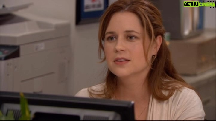 Jenna Fischer Instagram - Today on Office Ladies we are breaking down Pam’s Replacement and Dwight is the only person Pam believes is being honest with her. I LOVED this episode! I LOVED being real pregnant on TV. I might have laughed harder while making this episode than any other. A big thank you to @mindykaling and @rainnwilson for sending in audio clips reminiscing about Mike Tibbets and the crotch grab scene. Hope you enjoy the episode! And head over to officeladies.com to submit your questions for our upcoming special episode Dear Office Ladies where we give you advice on your workplace dilemmas. @officeladiespod Link in bio!