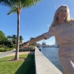 Jennie Garth Instagram - Alexa, play Yacht Rock⛵️ Palm Beach, Florida