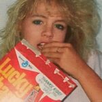 Jennie Garth Instagram - #ff That hairdo was magically delicious!☘️Circa 1987 #luckycharms