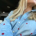 Jennie Garth Instagram - The future is red! ❤️💋🌹💃🏼❣️And I am here for it. Thank you for all that you do @nancyatheart and @american_heart I am so proud to be an ambassador for heart health and work to spread the word to women everywhere about how important it is to take care of ourselves. Here’s a message to all my insta fam…It’s heart month and there’s still time to set up that Dr appt to have your heart checked out! Go find out your numbers (cholesterol, blood pressure, bmi are a few I like to keep my eye on!) Also, remember if you have heart disease in your family it’s def time to find a cardiologist and get proactive. I❤️u 🖤JG #ichooseme #wednesday #hearthealth #love