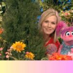 Jennie Garth Instagram - #tt to 2009 In the garden with Abby on Sesame Street. I remember filming this with all the great people there and my little girls watching from beside the camera. It was such a full circle, exciting moment for me. I grew up watching and learning so much from this show AND so did my kids! Did you? ✨ 🖤JG #garden #sesamestreet #abby #2009 Sesame Street™