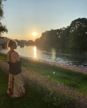 Jennie Garth Instagram - Auf Wiedersehen Germany 🇩🇪
Danke schön! We had a blast!😘 
1) Italian lunch on some lake we stumbled upon. 
2) When you see a giant strawberry, you stop and buy something made of strawberries. 3) The only pics we ever have of ourselves are thanks to Dave’s long arms😆 
4) Going down 
5) Watching the river run  6) Last sunset  7) Best nights ever! 8) Maybach! 9) Into the metal tube to be thrust across the globe 😳 10) Don’t think that’s what they’re intended for, but whatever works for you babe 💚
#germany #travel #love