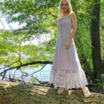 Jennie Garth Instagram – Natural Daze ⭐️✨ 
Happy SUMMER everyone😘💕❤️

👗 @shopcartolina Germany