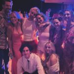 Jennie Garth Instagram - Being your bonus mommy has shaped all of our lives with such color and creativity. Thank you @mrwhallace for being born and for sharing your life with us. We love you more than gluten free pistachio raspberry cake!!HBD you HFD🥳