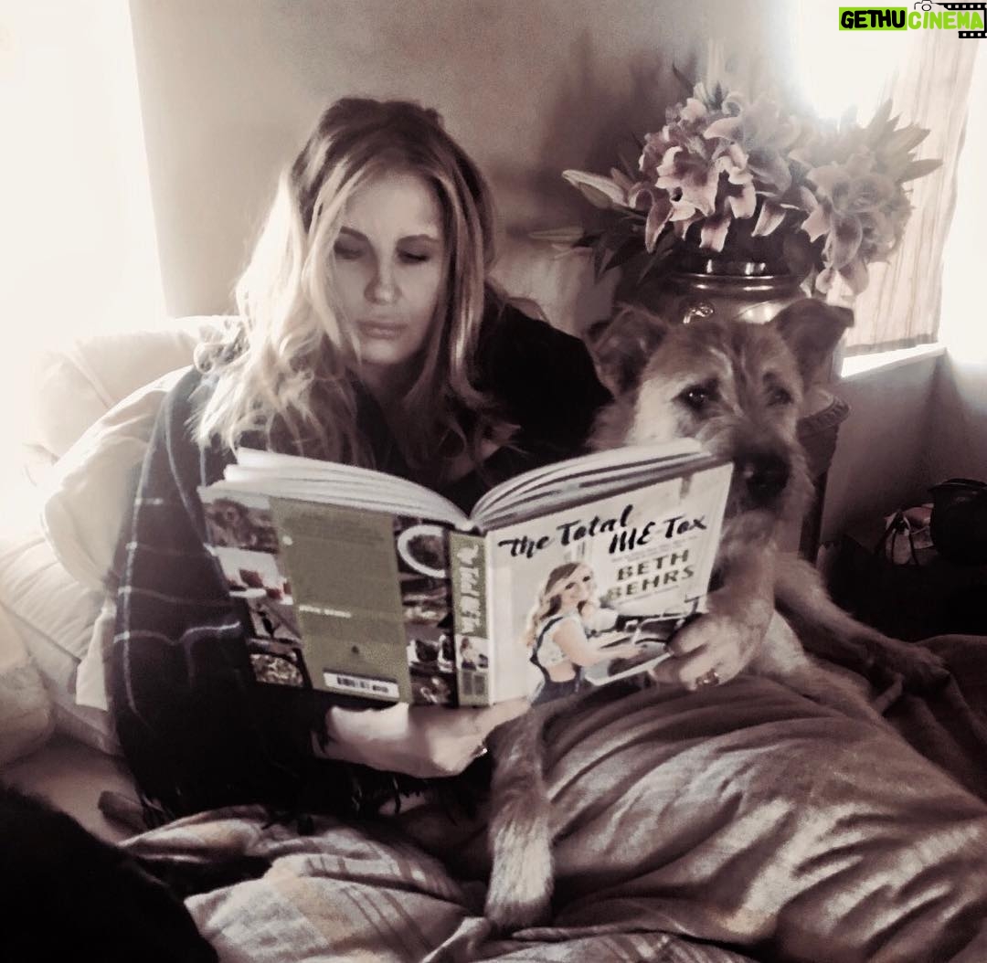 Jennifer Coolidge Instagram - @bethbehrs is the happiest person I have ever met -- She wrote a book to inspire women--every girl will get something out of this. My favorite recipe is the Watermelon Freeze 🍉--except I must admit I add a teeny bit of vodka #totalmetox ❤️❤️❤️