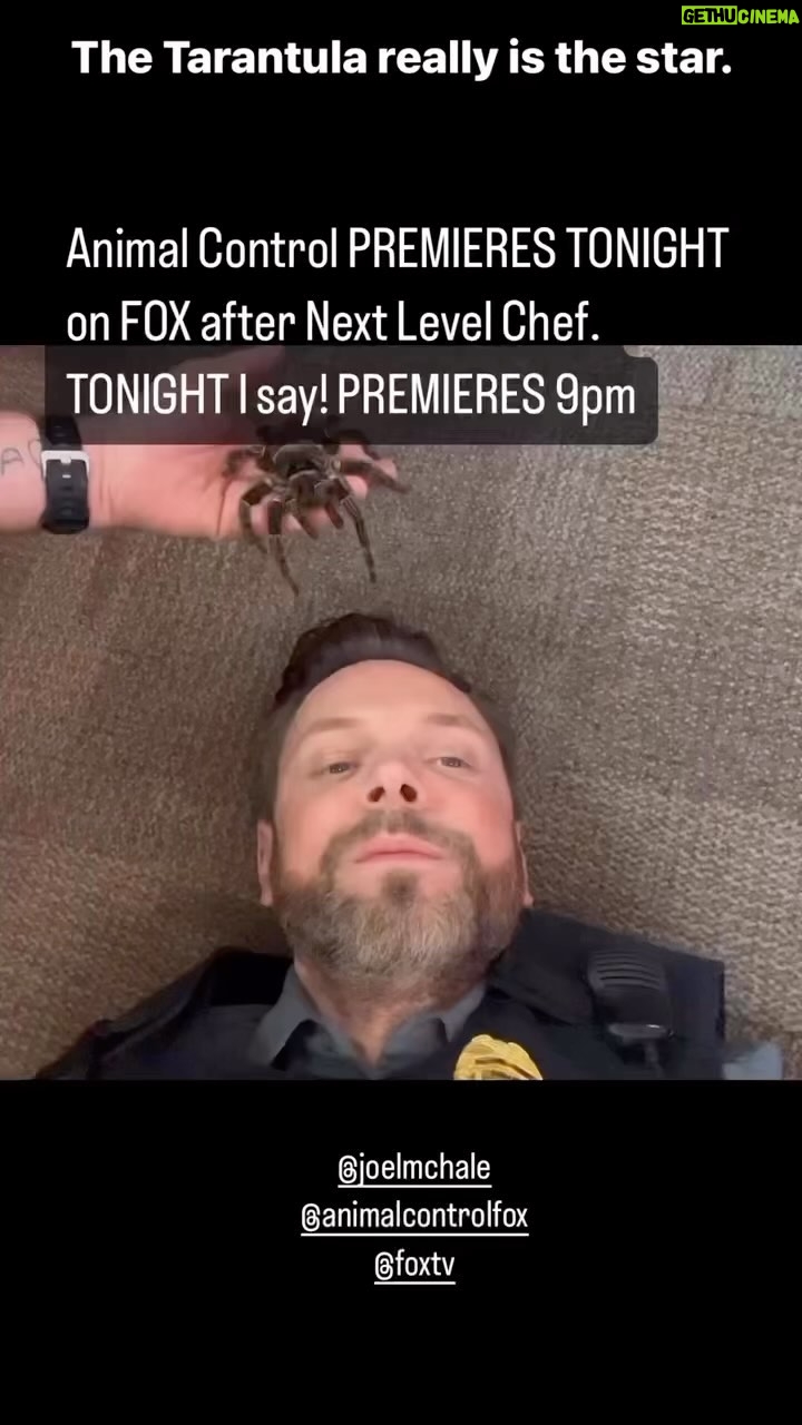 Jenny McCarthy-Wahlberg Instagram - Can’t wait to watch @joelmchale on @foxtv @kenjeong must be so jealous. 🤣