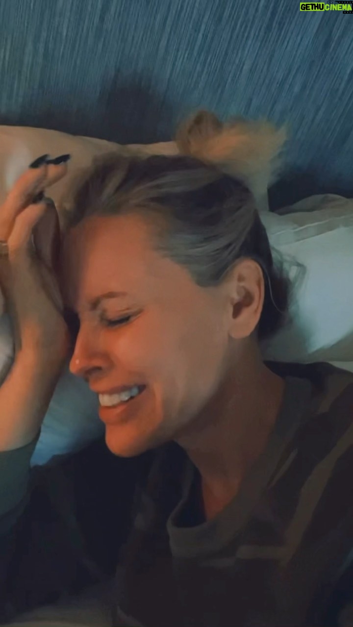 Jenny McCarthy-Wahlberg Instagram - There’s no place like home. #homesick #midwest