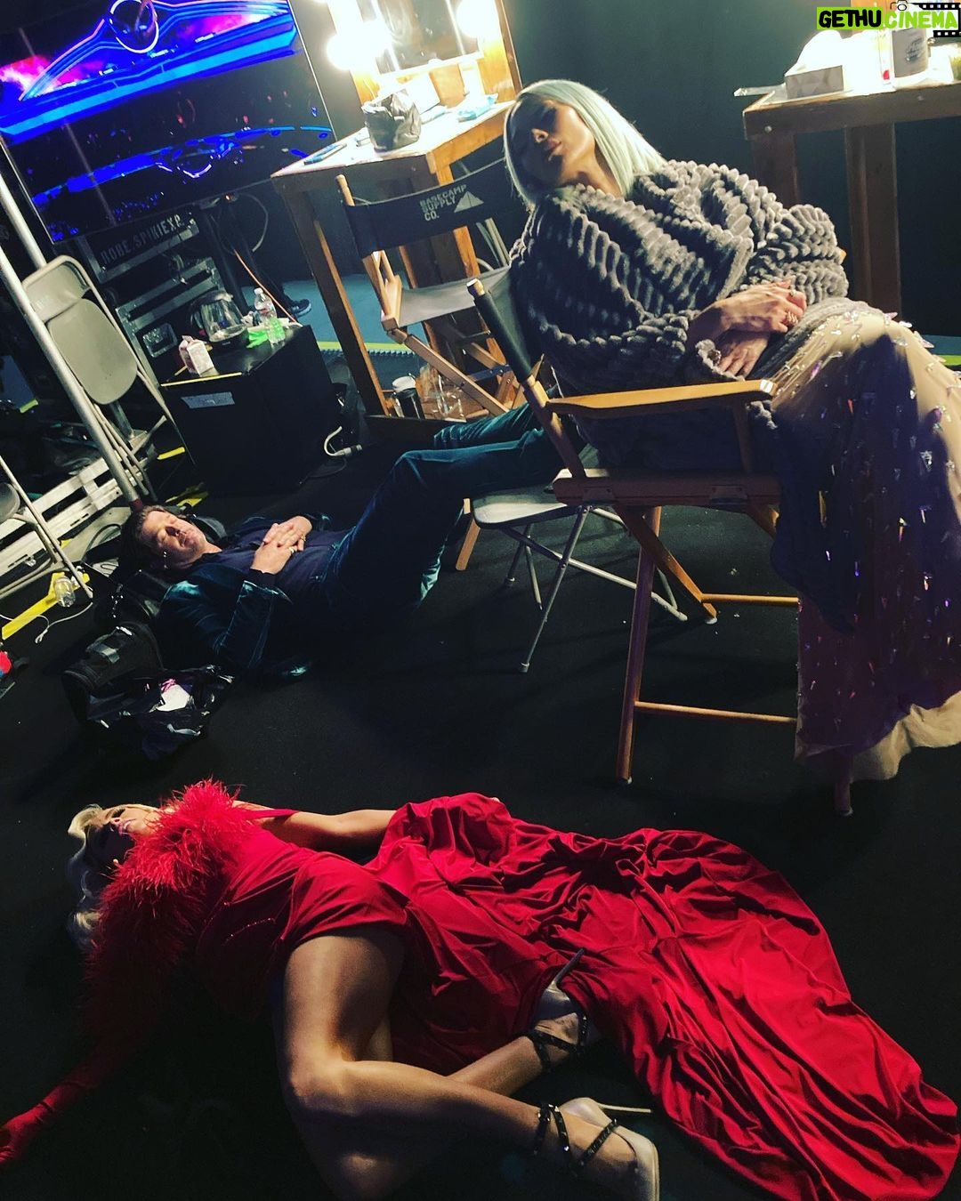 Jenny McCarthy-Wahlberg Instagram - And that’s a season 7 wrap. Pretty sure all the time zones have seen the finale. Gonna go take a nap and start preparing for season 8. Love you guys. @maskedsingerfox