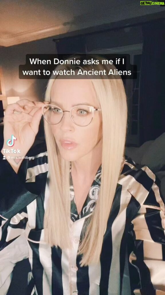 Jenny McCarthy-Wahlberg Instagram - When the hubby knows you better than anyone and embraces your weirdness. 👽❤️ @donniewahlberg #alien #lawofone #secretspaceprogram #majestic #lipgloss #vegan