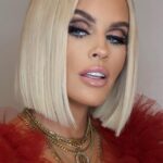 Jenny McCarthy-Wahlberg Instagram - Wore #Majestic #lipgloss last night from @formlessbeautybyjenny ❤️ Glam squad props… Makeup: @beautybyangee Hair: @rickhenryla Stylist: @warrenalfiebaker Jewelry: @dylanlex #vegan #makeup #gloss #crueltyfree #cruletyfreecosmetics #makeuptutorial #makeuplooks #makeupartist #makeuplover