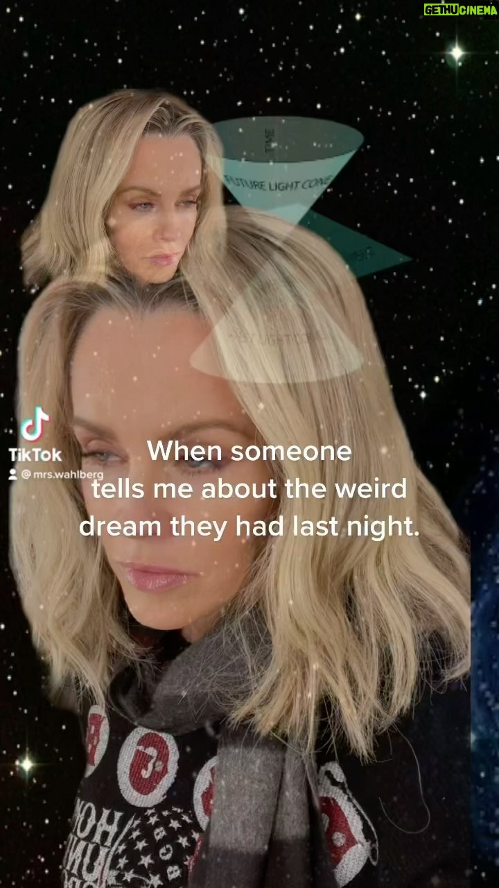 Jenny McCarthy-Wahlberg Instagram - Anybody else? 🤷♀️ Dedicated to @lisser2 and her weirdo dreams. #dreams #weirdos #spiritual #lipgloss @formlessbeautybyjenny #makeup #makeuptutorial #makeupartist #makeuplooks #vegan