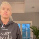 Jenny McCarthy-Wahlberg Instagram - #mom #bunclub #hairstyles @glamoroushippieboutique for sweatshirt