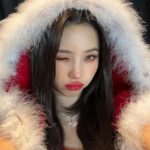 Jeon So-yeon Instagram – 메리크리스마스🤶남은시간까지 마음 따듯한 휴일 보내길 🙏
