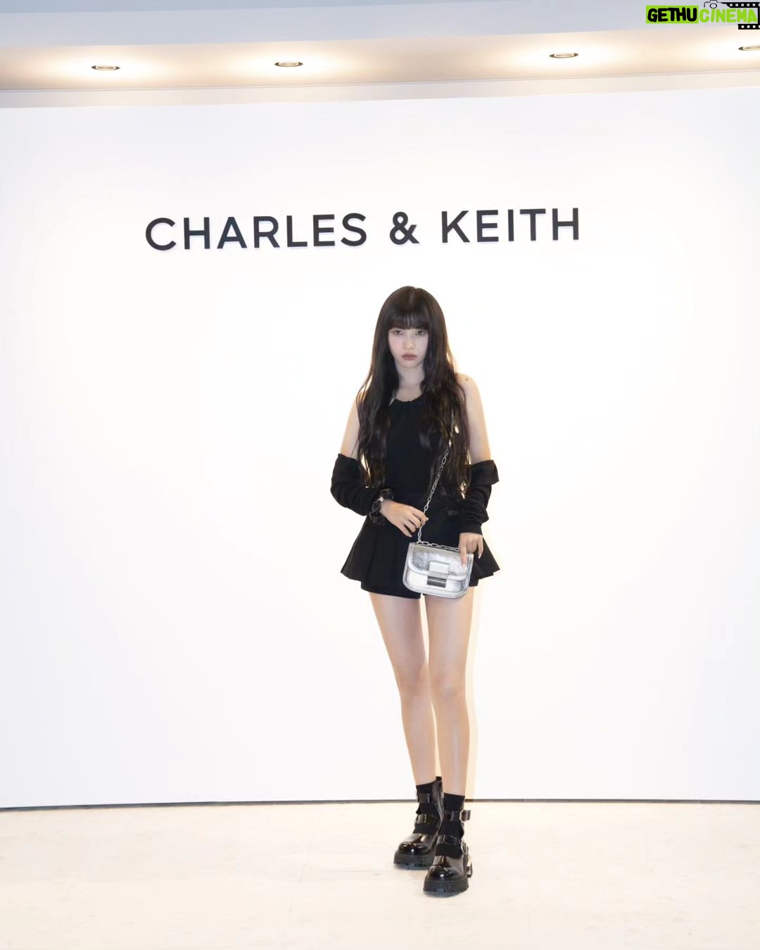 Jeon So-yeon Instagram - #광고 #CharlesKeithFW23 #CharlesKeith_KR #찰스앤키스