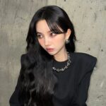 Jeon So-yeon Instagram – 네버버💕 네버버 덕에 마마에서 이렇게 좋은 상과 멋진 추억 남길 수 있었어요 너무 고맙고 사랑해요💜 Japan