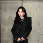 Jeon So-yeon Instagram – 네버버💕 네버버 덕에 마마에서 이렇게 좋은 상과 멋진 추억 남길 수 있었어요 너무 고맙고 사랑해요💜 Japan