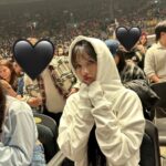 Jeon So-yeon Instagram - ❤🤍🖤