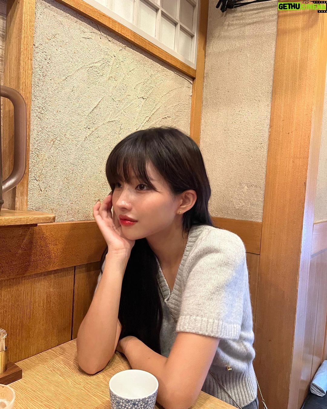 Jeon So-yeon Instagram - 😇 Shinjuku Tokyo,Japan (日本东京,新宿)
