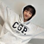 Jeon So-yeon Instagram - #광고 #코드그라피 이쁜 옷 입구✈️💕